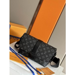 Louis Vuitton Bags Men LV Messenger bag M46794 28X16X10cm XM